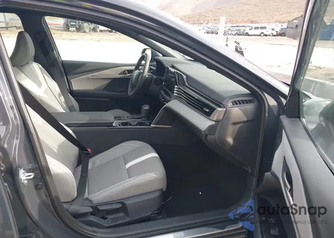 2026 Toyota Camry Se z USA, uszkodzony, nr VIN 4T1DAACK9TU661312